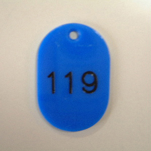 【クラウン】番号札　小判型・スチロール製　番号入（連番）　小　１０１〜２００番（青） １００枚１セット/CR-BG32-BL